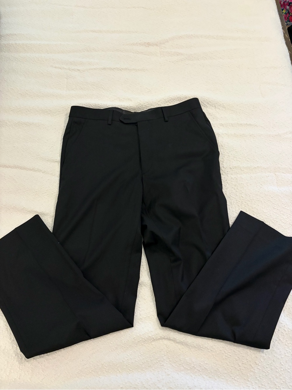 Men’s black dress pants